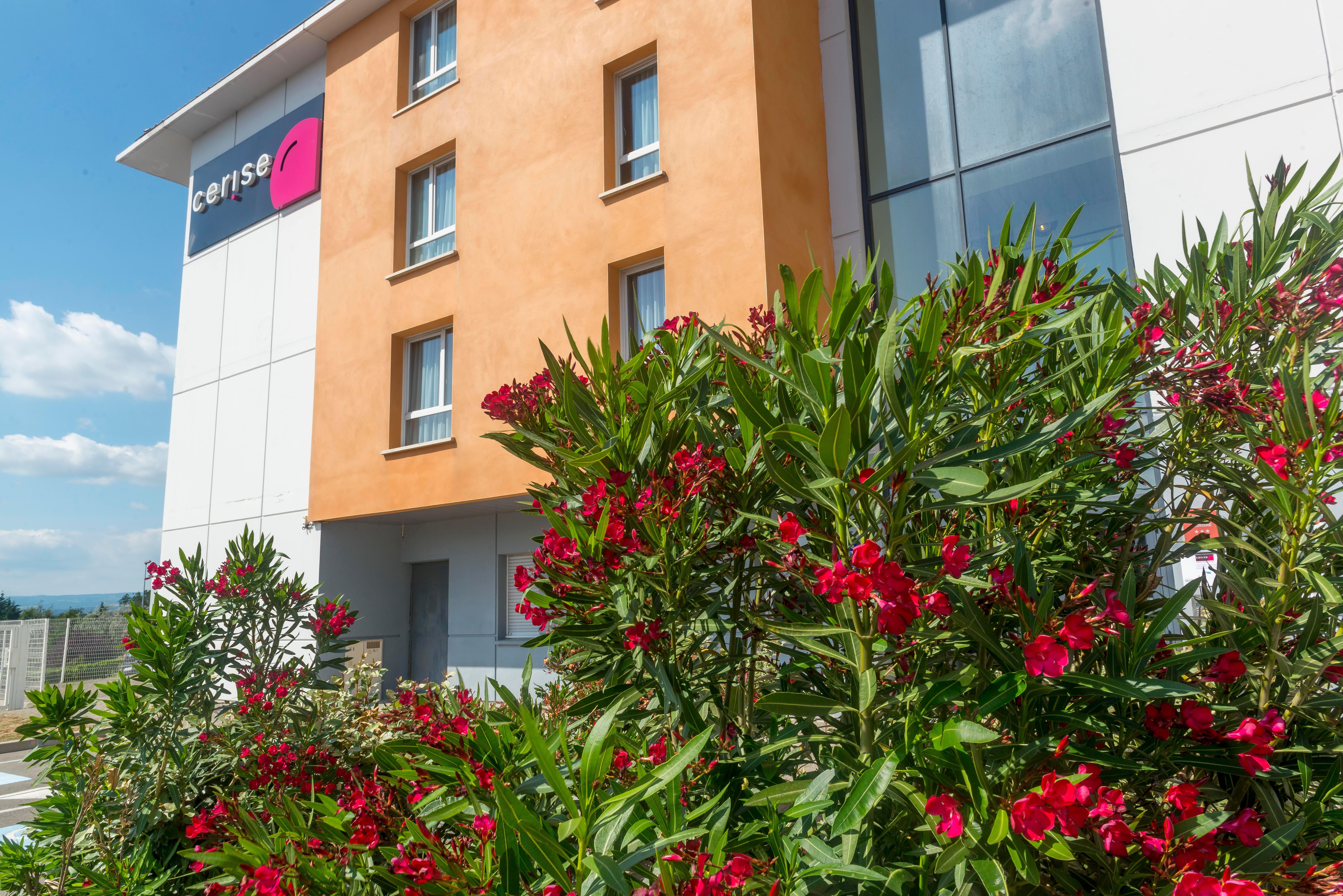 Comfort Aparthotel Каркасон Екстериор снимка