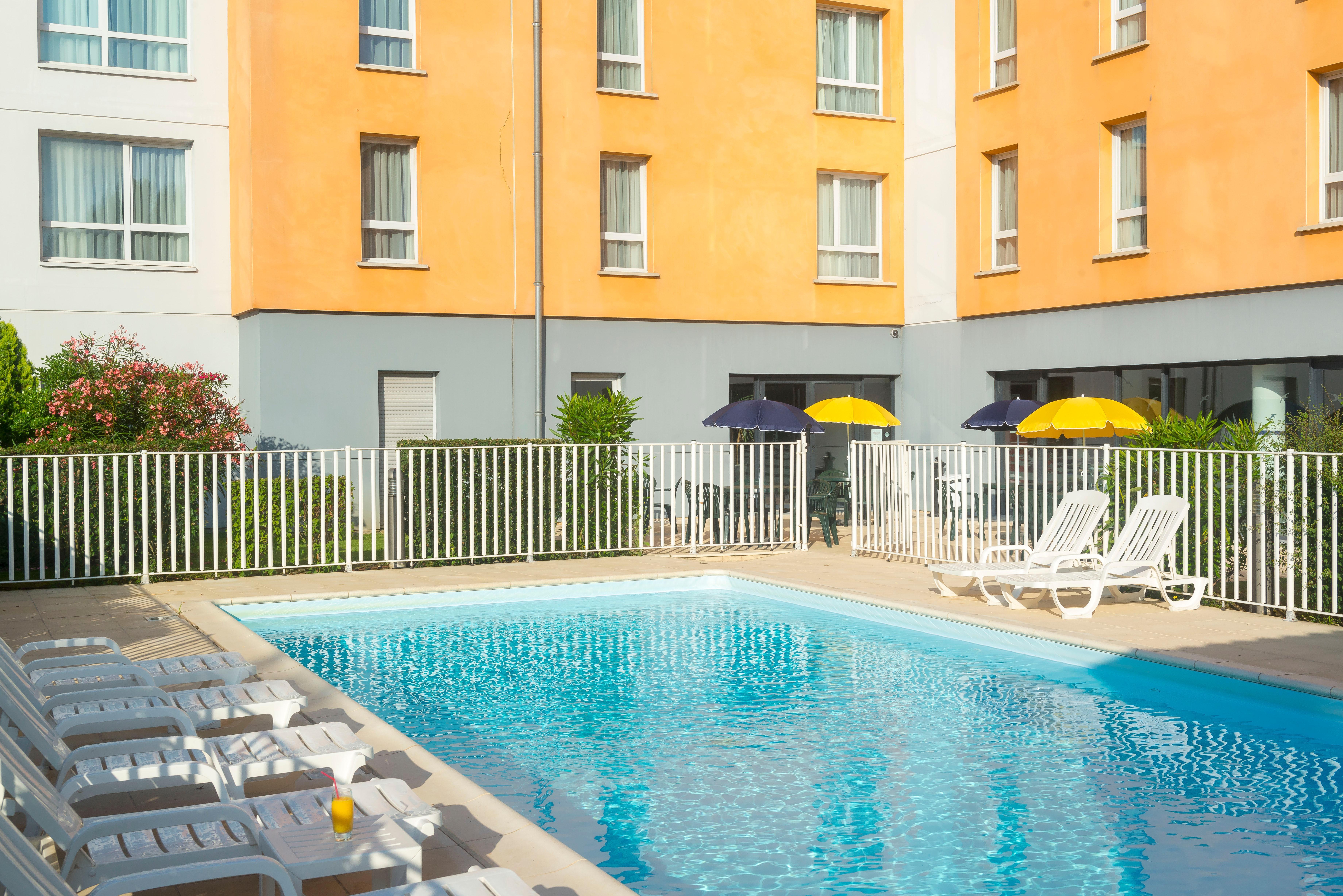 Comfort Aparthotel Каркасон Екстериор снимка
