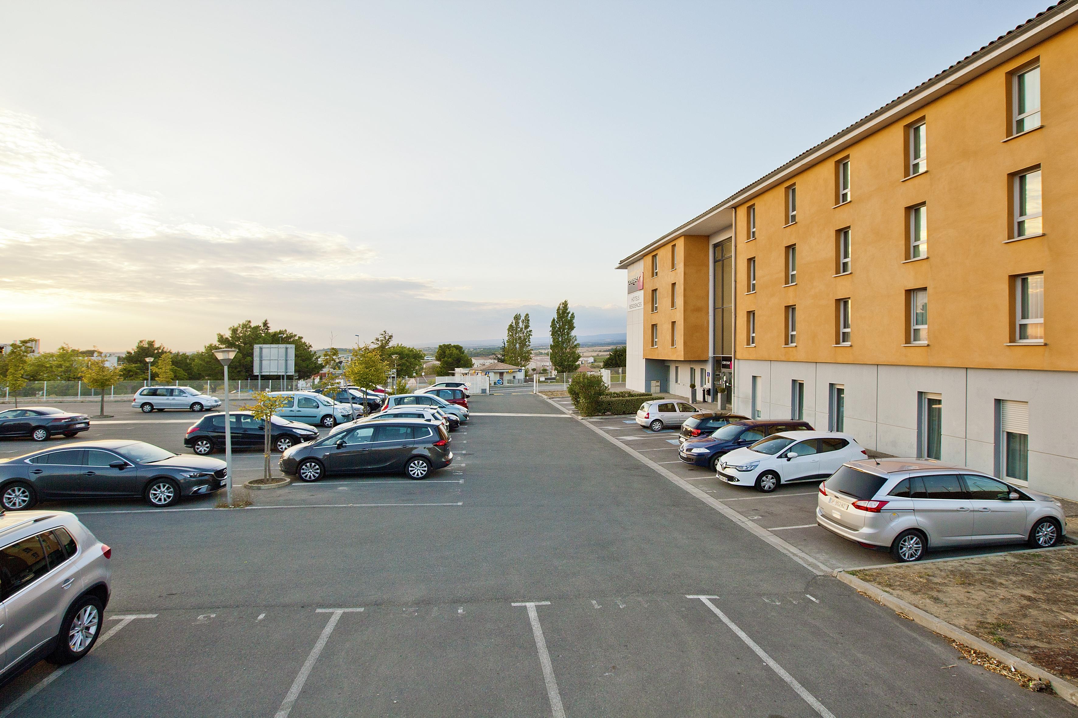 Comfort Aparthotel Каркасон Екстериор снимка
