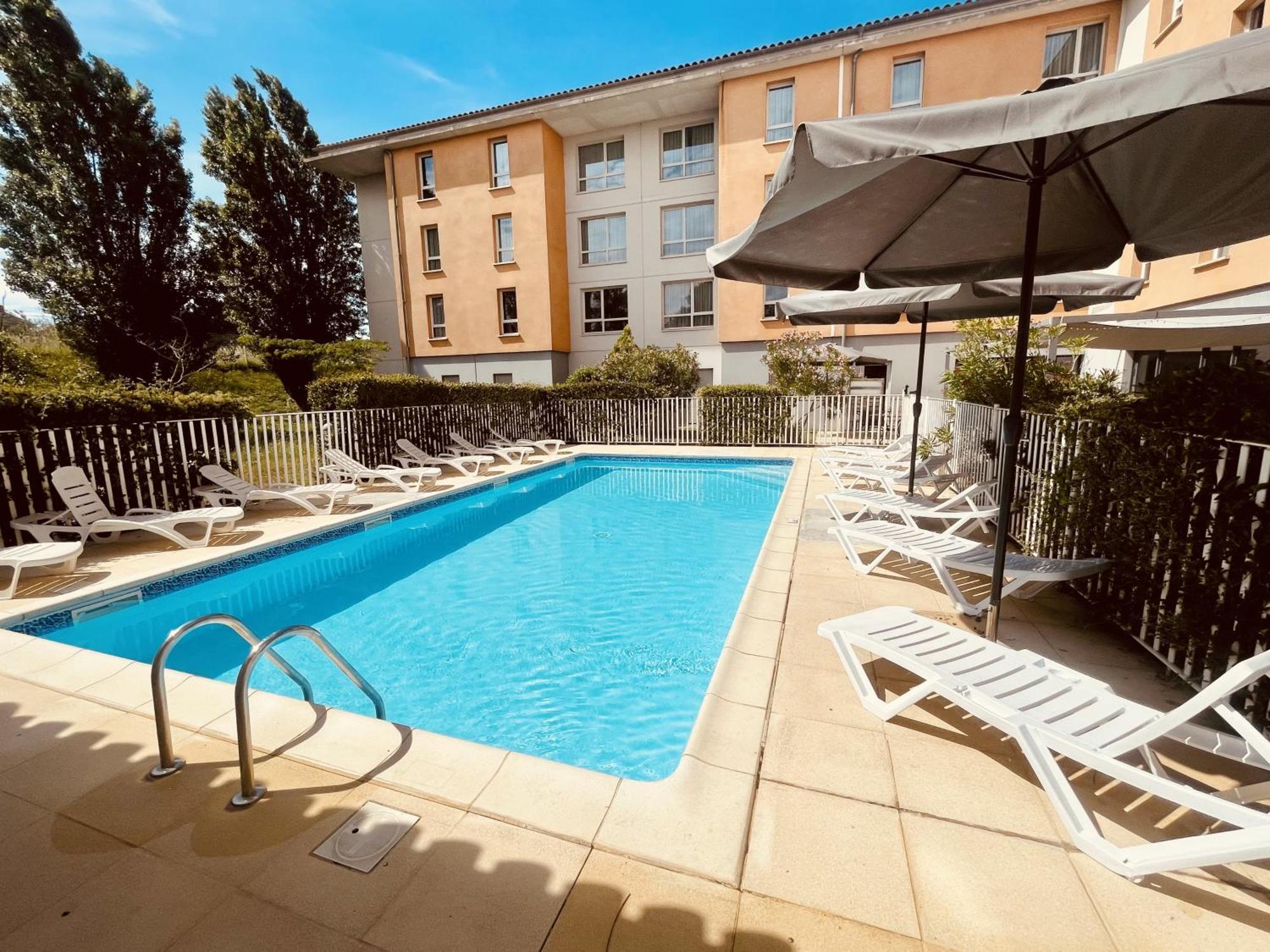 Comfort Aparthotel Каркасон Екстериор снимка